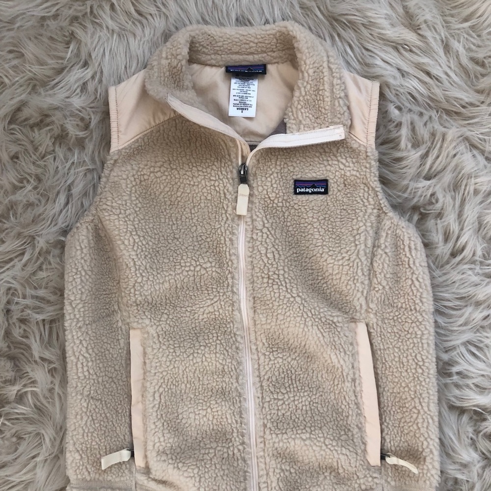 Patagonia women’s fleece vest